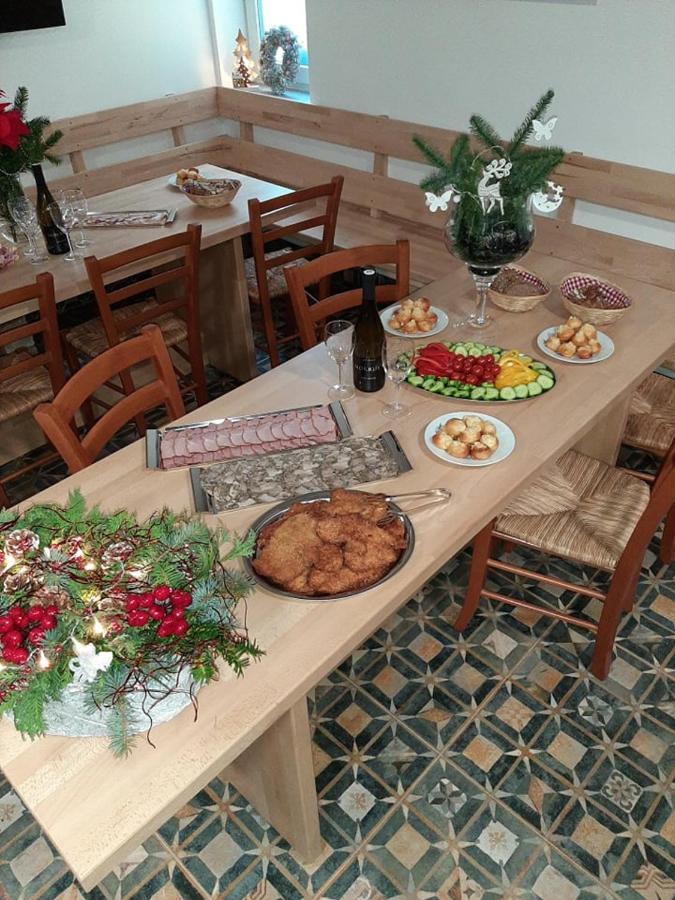 Penzion U Svatosa Mutenice Bagian luar foto